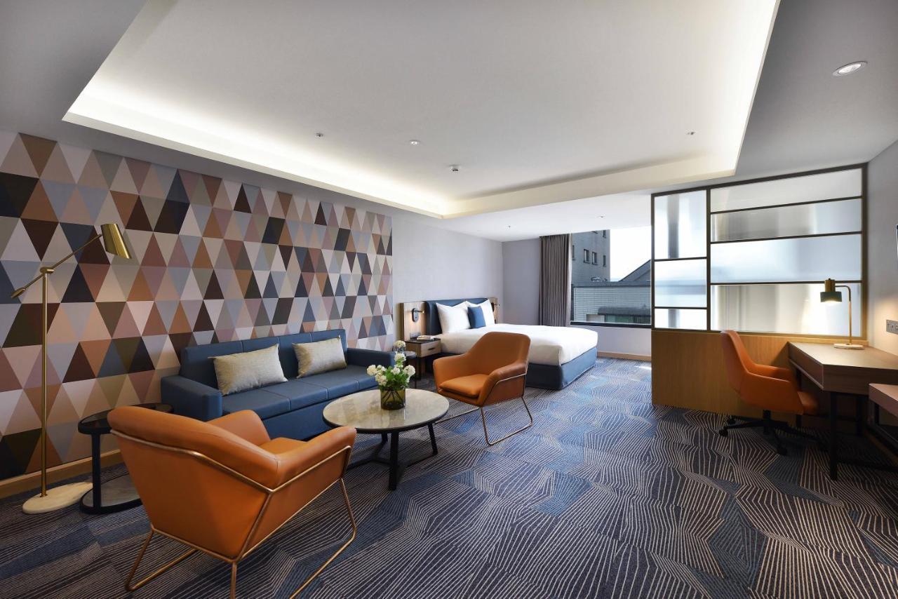 Fullon Poshtel - Kaohsiung Hotell Eksteriør bilde