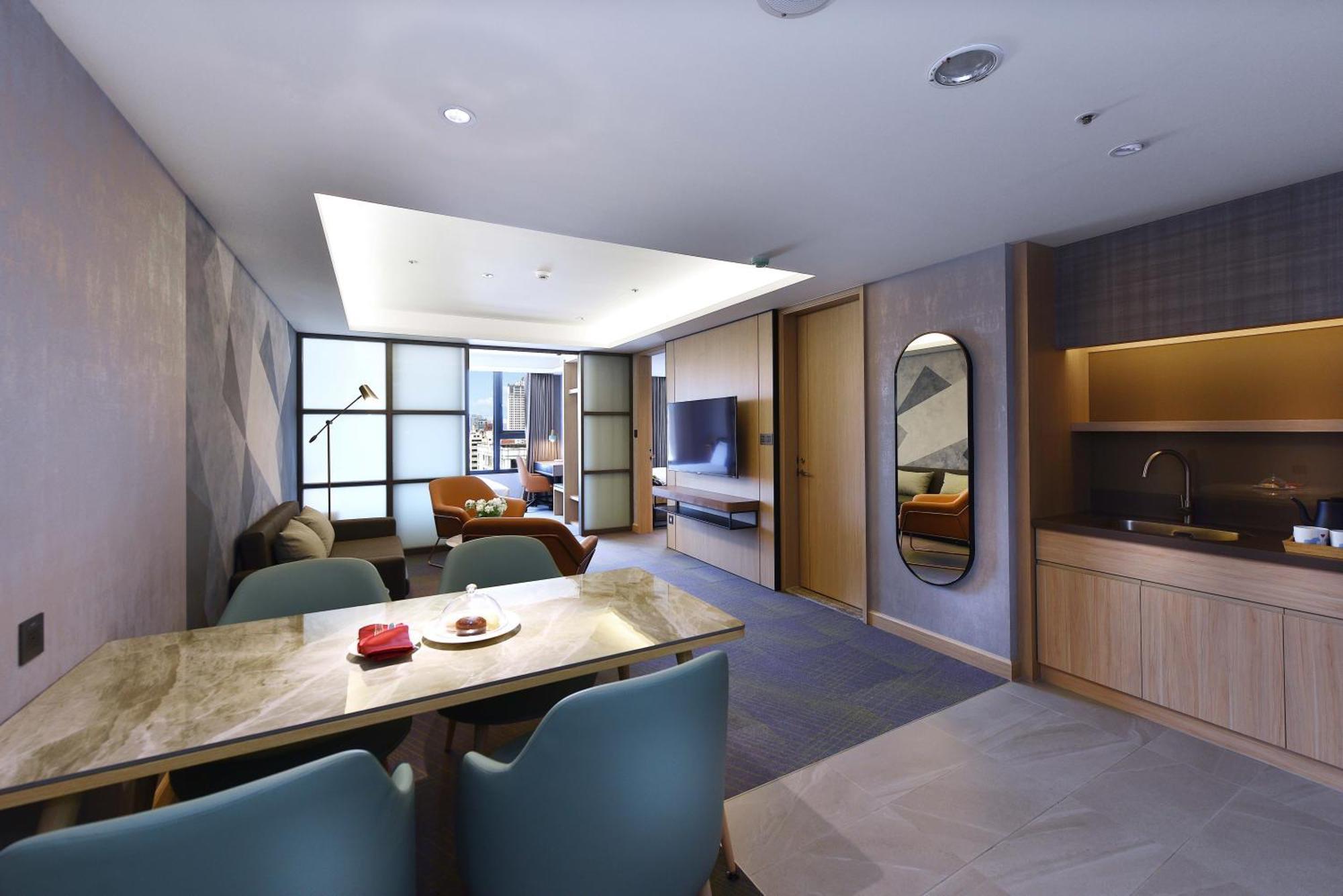 Fullon Poshtel - Kaohsiung Hotell Eksteriør bilde