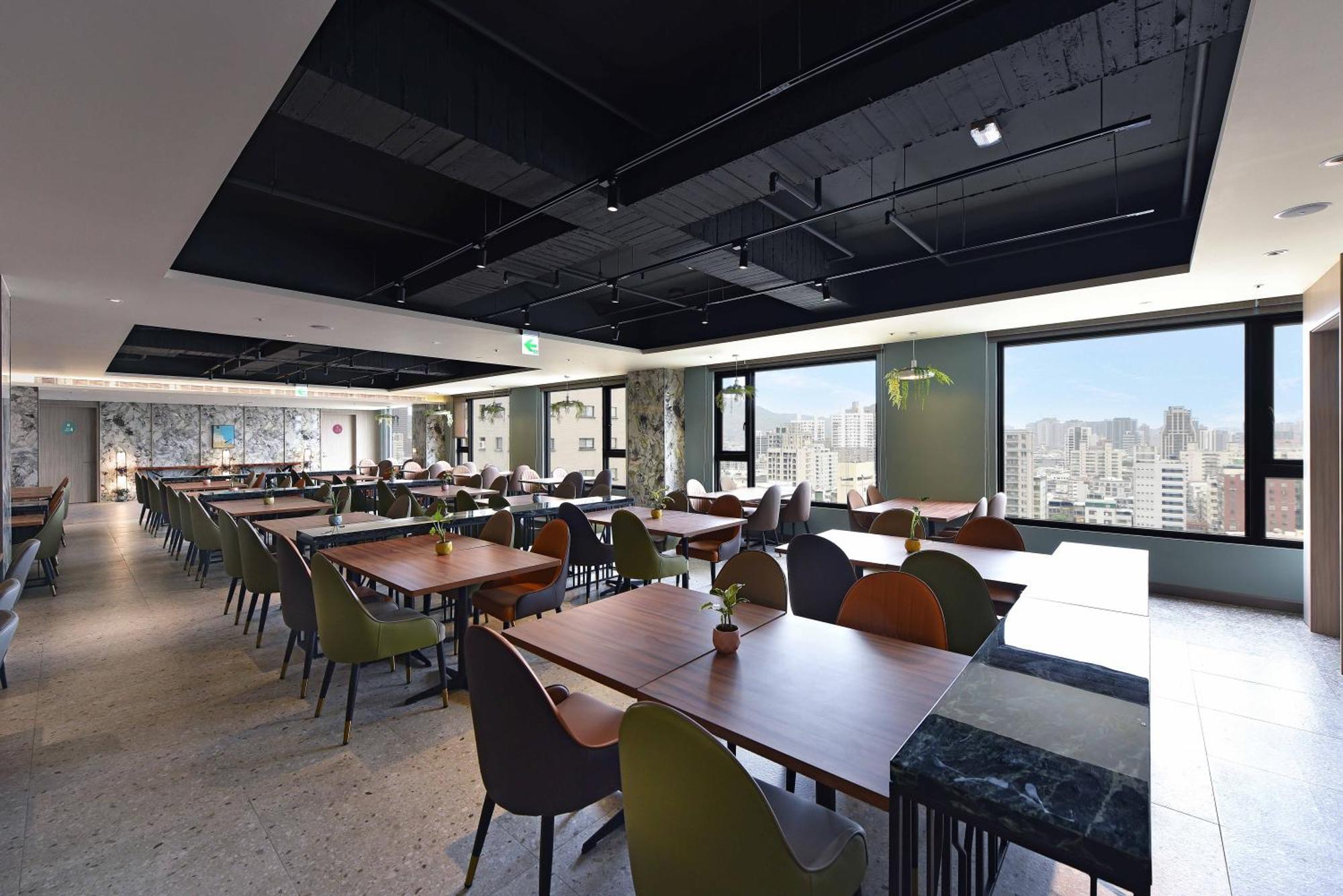 Fullon Poshtel - Kaohsiung Hotell Eksteriør bilde